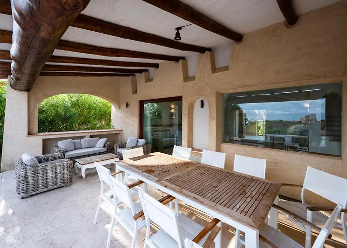 Lighthouse 6 - Villa